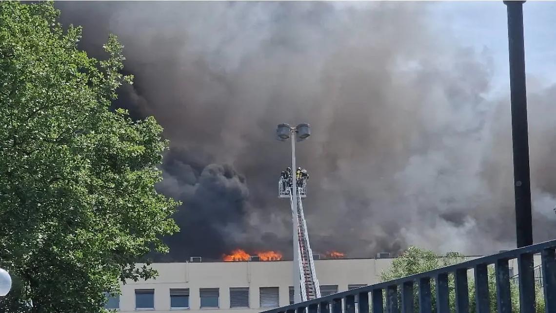 Viterbo, incendio ad Agraria: evacuate due palazzine