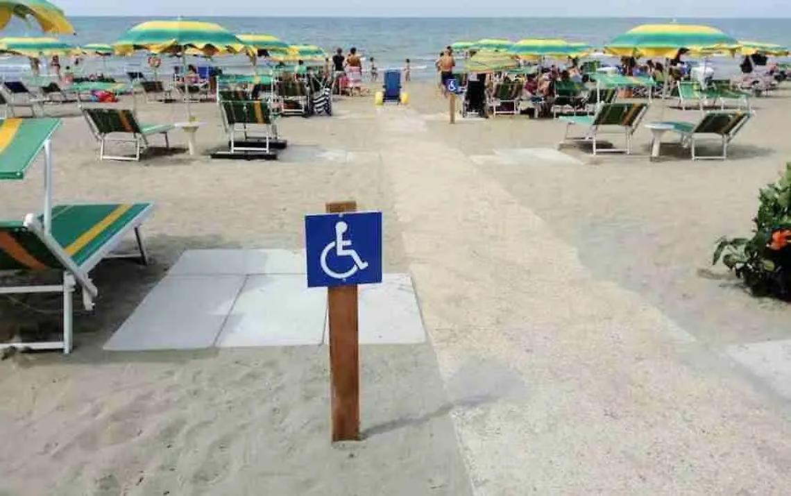 La spiaggia dell&rsquo;ex Colonia Marina a Santa Severa dedicata ai disabili