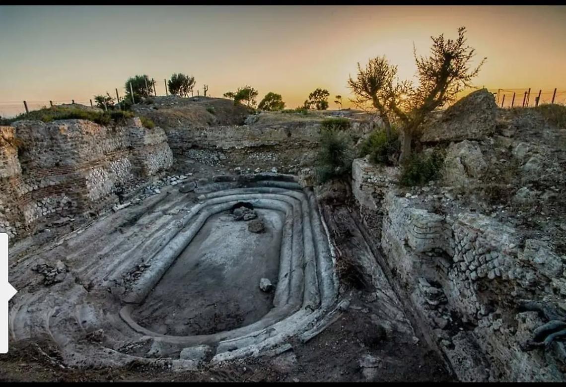 Aquae Tauri al tramonto: il sito apre alla citt&agrave;