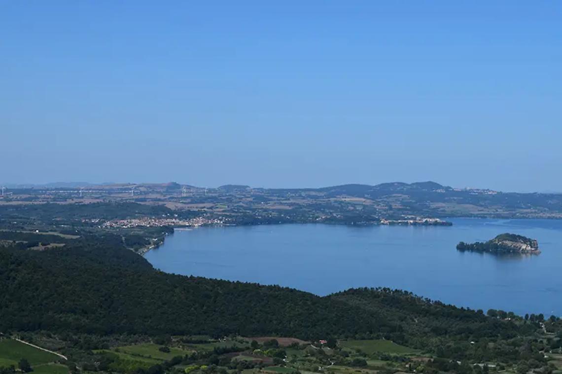 Rinvenuto ordigno bellico sulle sponde del lago di Bolsena