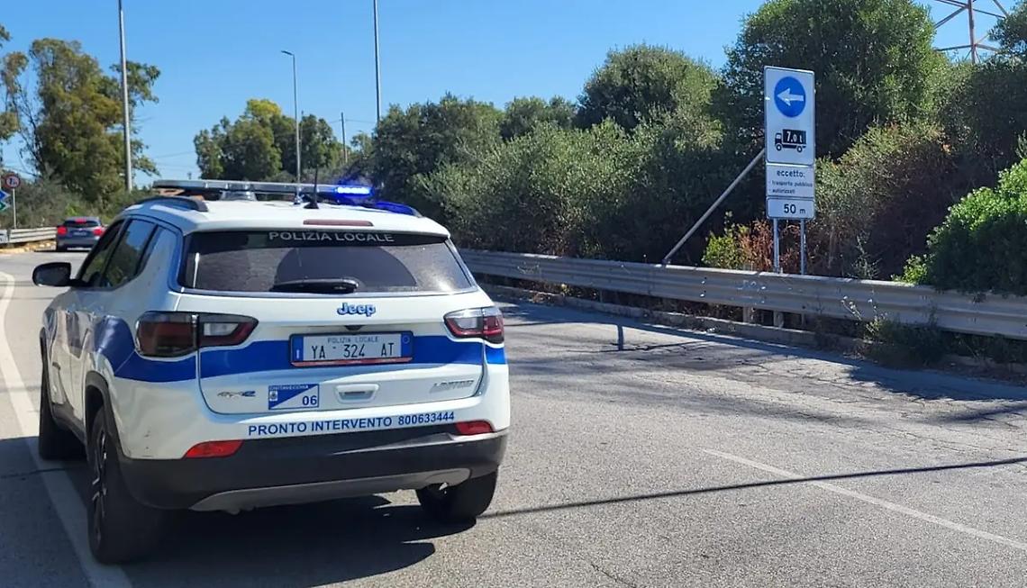 Stop ai mezzi pesanti a Borgata Aurelia