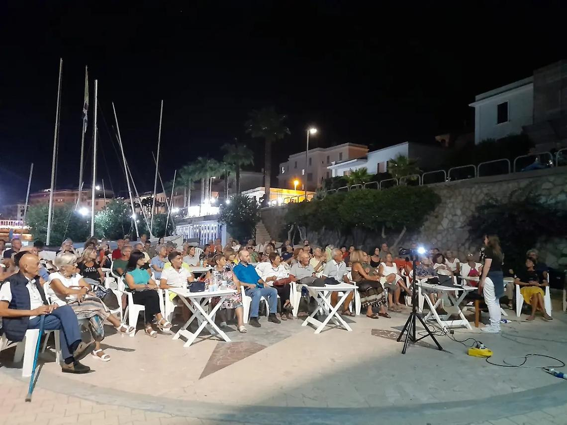 Astri e musica alla Lega Navale