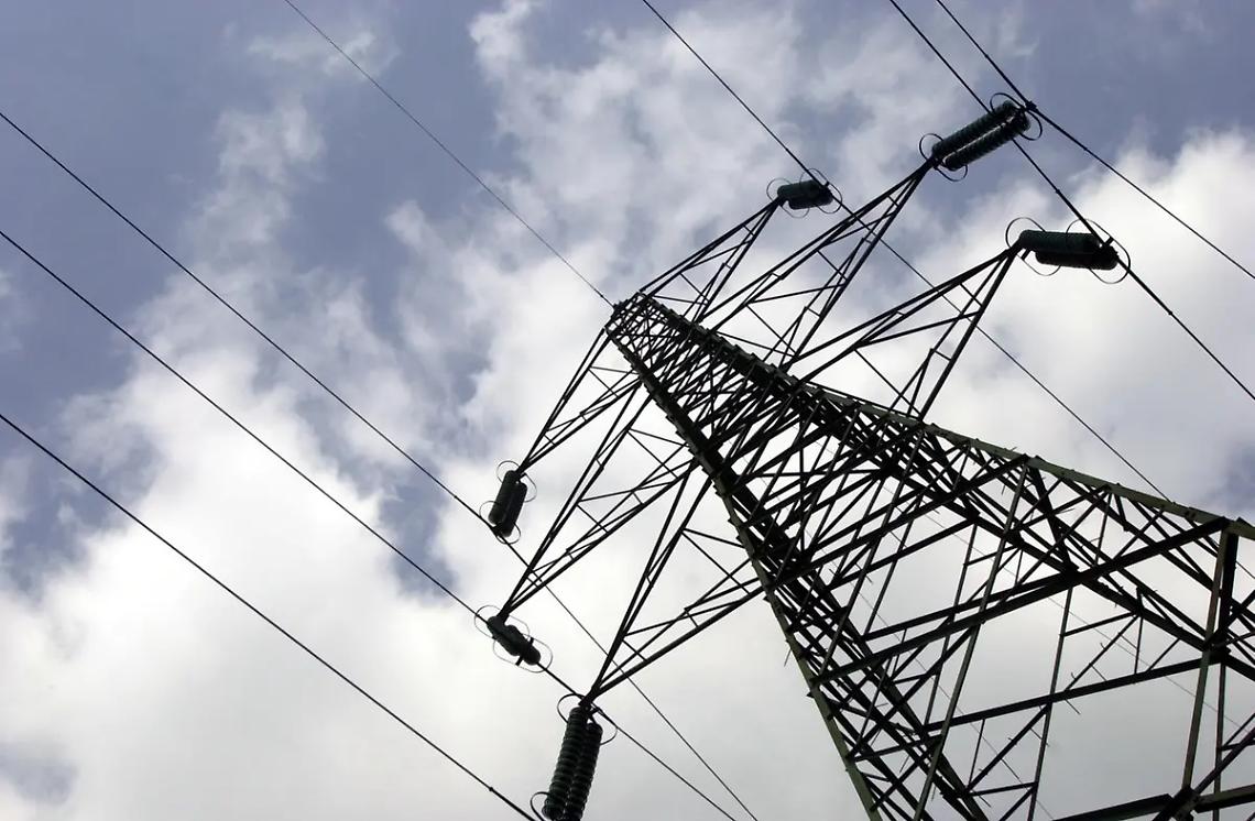 Blackout a ripetizione, sindacati contro Enel: &laquo;Rete elettrica al collasso, situazione pericolosa per il Paese&raquo;