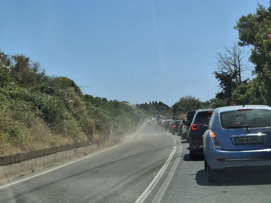 Traffico paralizzato sull&rsquo;Aurelia sud