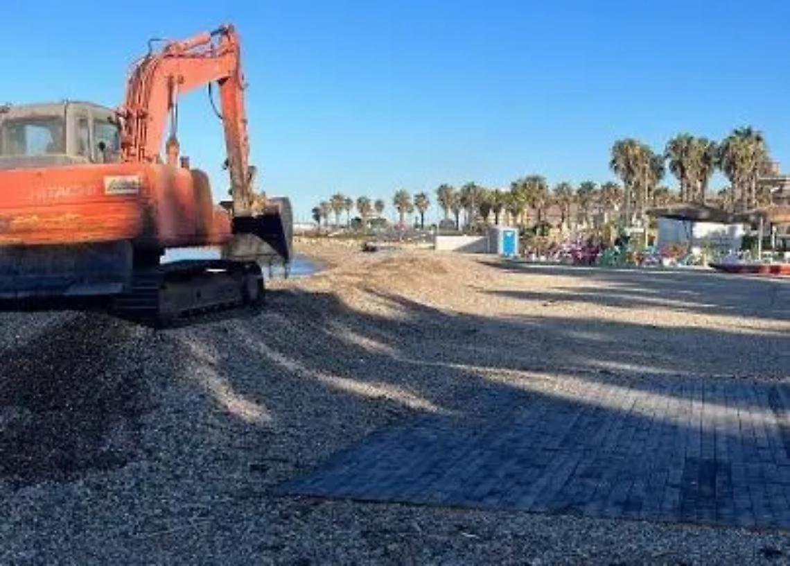 Marina, lavori in corso dopo la mareggiata