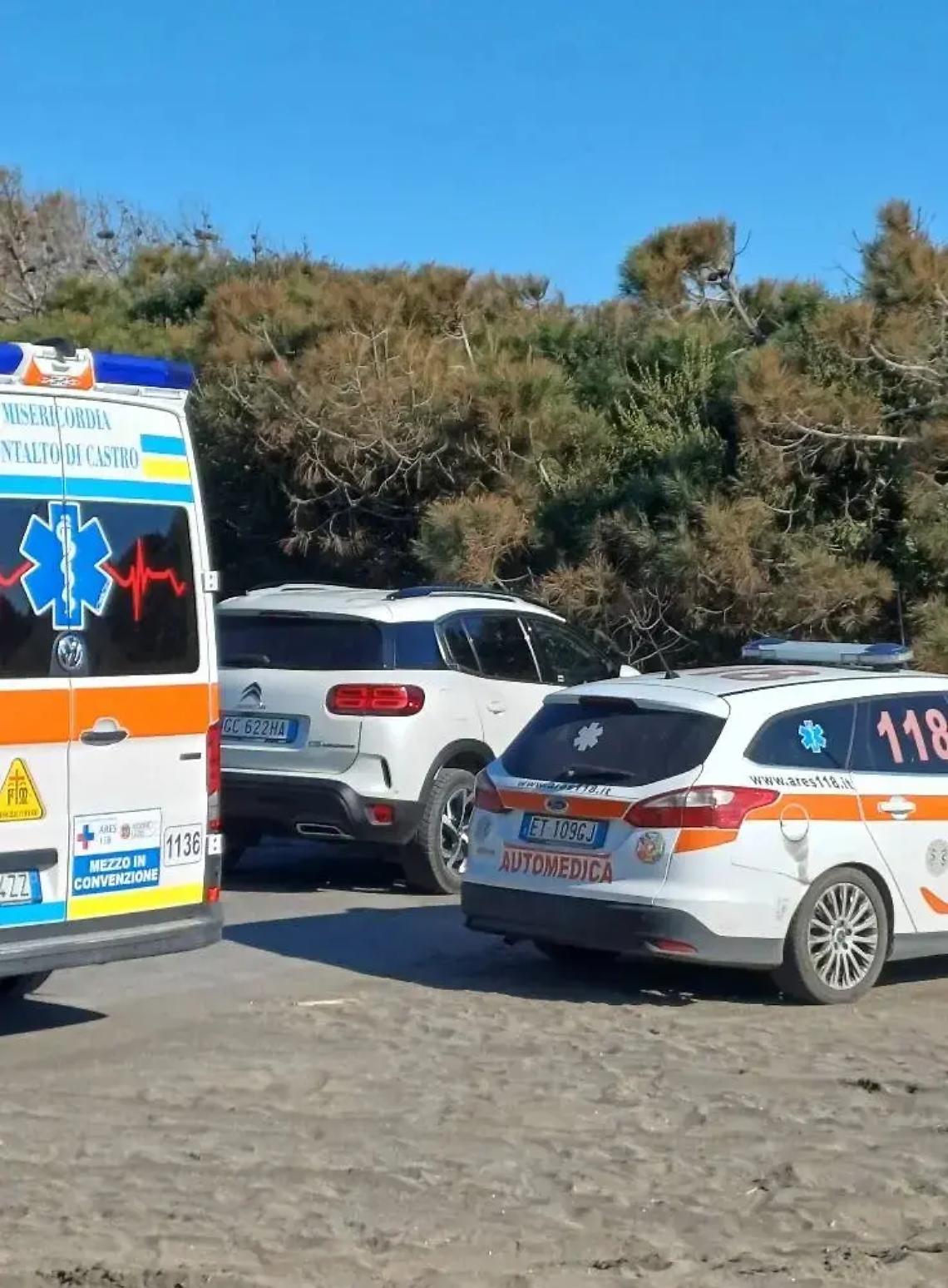 Dramma a Montalto di Castro, 17enne muore dopo aver scavato un tunnel di sabbia