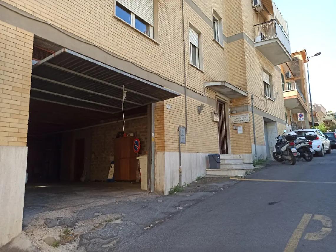 Salta il trasferimento dei vigili