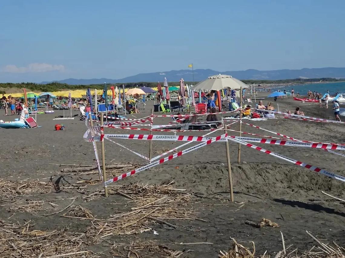 Tragedia in spiaggia, indagato il padre di Riccardo Boni
