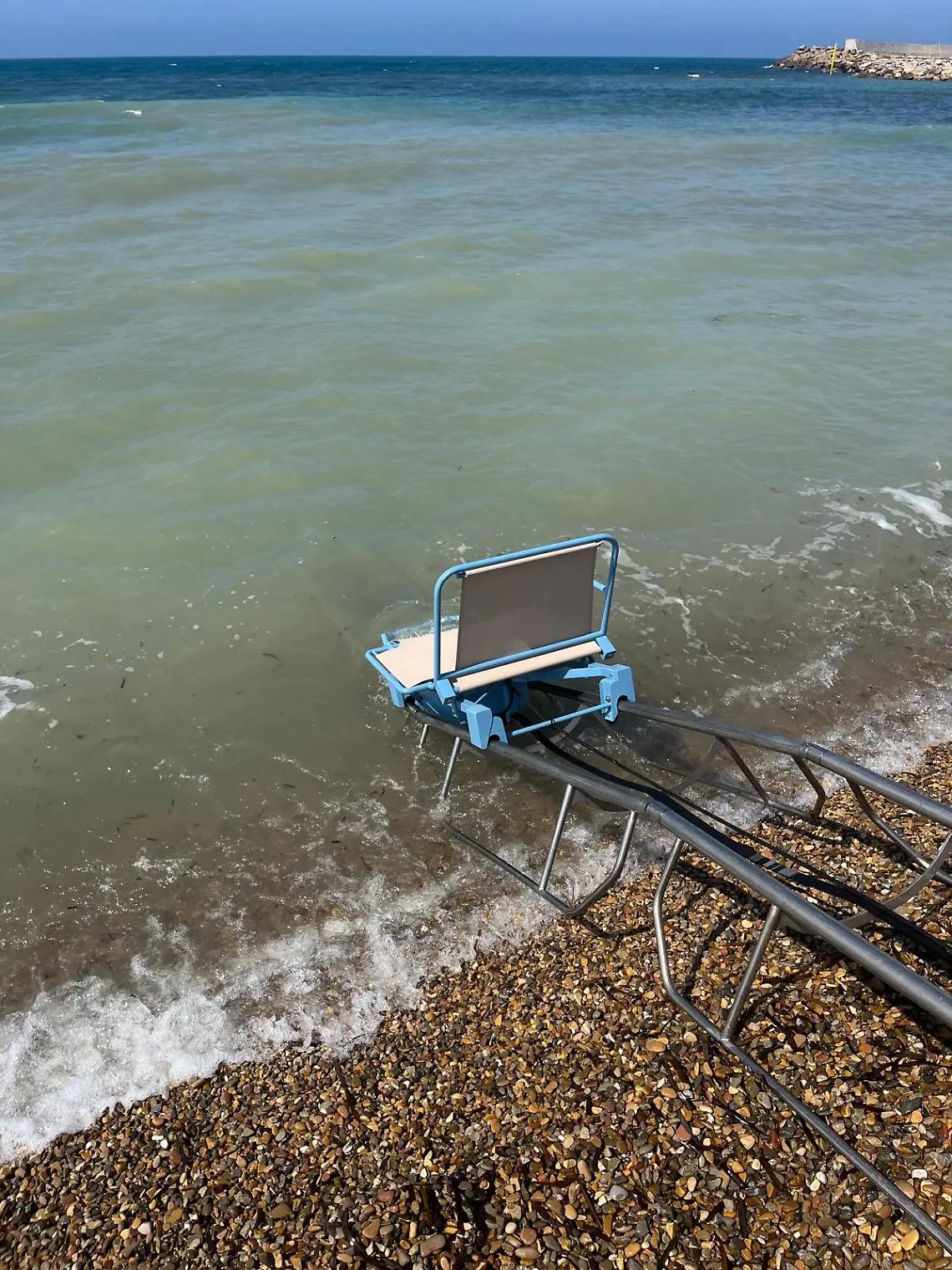 Alla Marina arriva Seatrac, il dispositivo che garantisce l&rsquo;accesso al mare per tutti