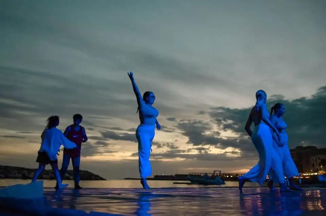 &lsquo;&rsquo;Armonie al chiaro di luna&rsquo;&rsquo;: danza, emozione e poesia alla Lega Navale