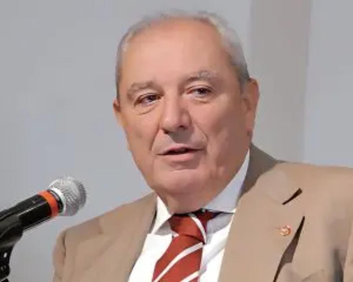 Viterbo: addio al professor Lucio Ubertini