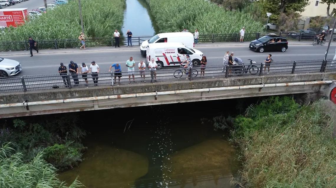 &laquo;Quel caimano nel fosso era di gomma&raquo;: il racconto di Elena, la testimone chiave