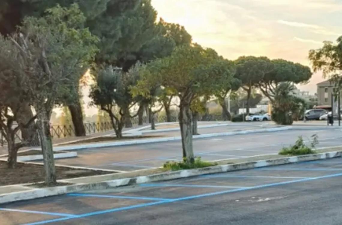 Viterbo: ora gratis di sosta per chi compra, commercianti contrari