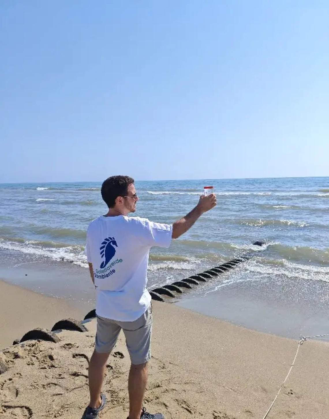 Resta inquinata la foce del fiume Marta, dentro i limiti la foce del Fiora