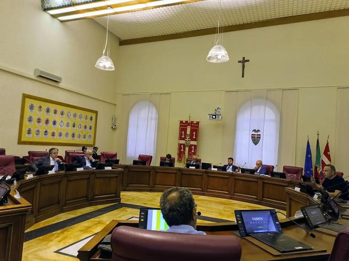 La Provincia compra scuola a Viterbo
