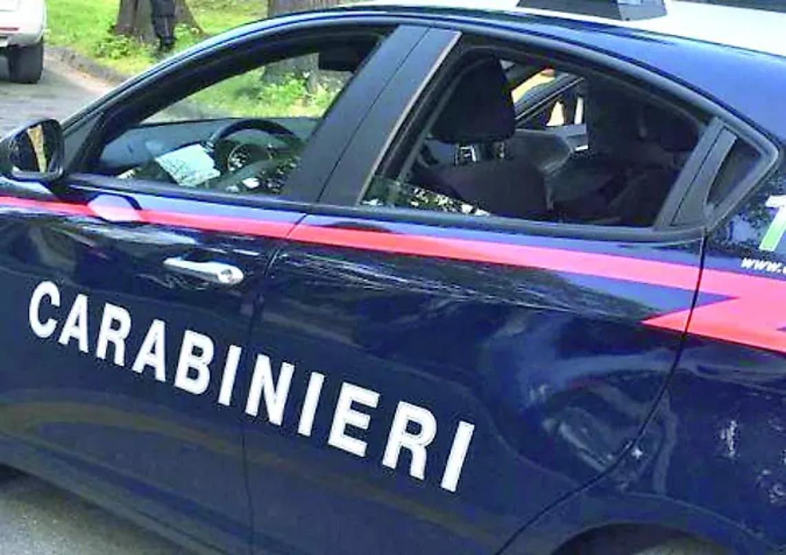 Non si ferma all&rsquo;alt e fugge: bloccato 47enne