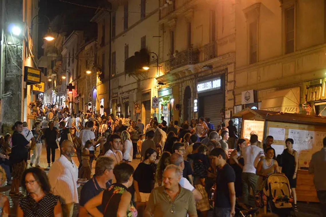 DiVino Etrusco, a Tarquinia il cibo di strada incontra il vino