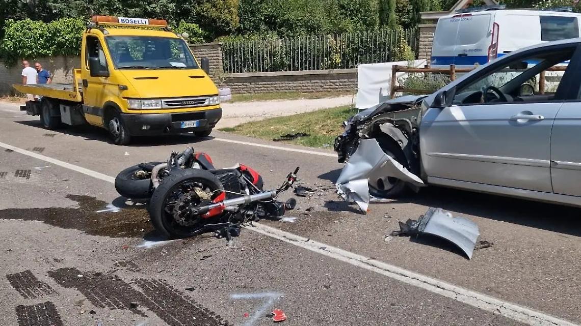 Viterbo: grave un centauro dopo uno scontro
