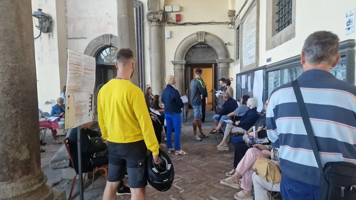 S. Rosa: in fila dalle 1 di notte per i biglietti