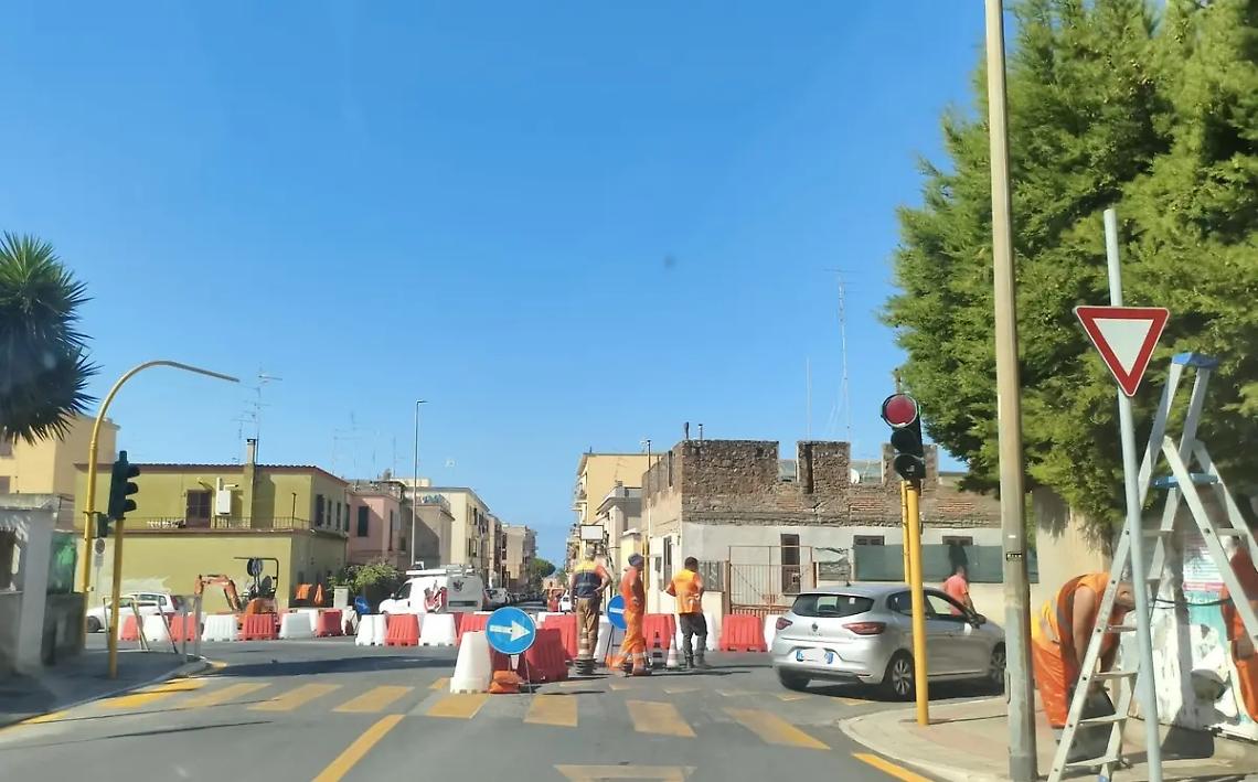 Rotatoria via Benci e Gatti, Grossi: &laquo;Progetto cambiato, si fermino i lavori&raquo;