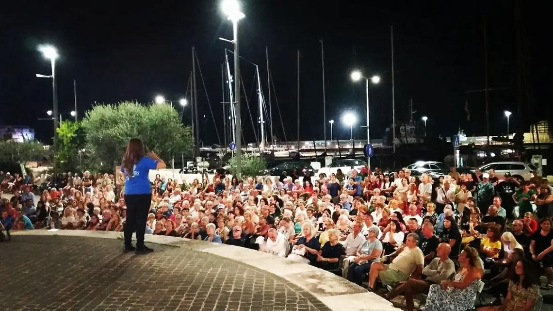 La Civitavecchia sotterranea fa il pieno al porto storico