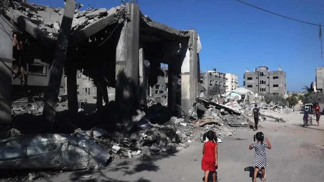 Una marcia, barchette di carta in mare e una raccolta fondi: la comunit&agrave; del territorio si mobilita per Gaza