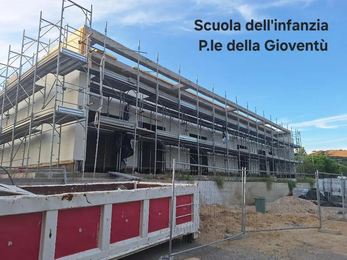Ripresi i lavori nei cantieri delle due nuove scuole di Santa Marinella