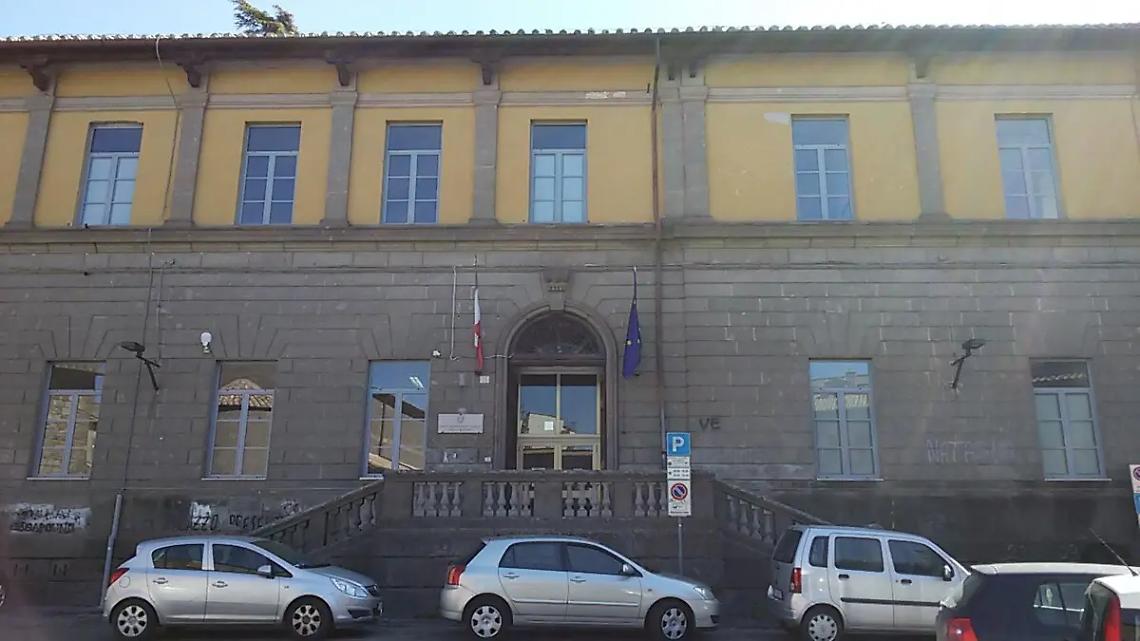Viterbo: liceo Ruffini, spostate 13 classi
