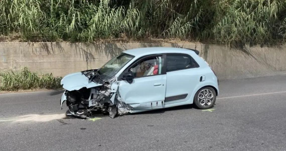 Altro schianto sulla Settevene Palo, donna in ospedale in codice rosso