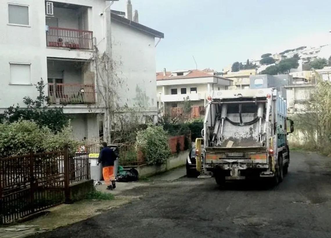 Mancato raggiungimento delle quote di differenziata, Clelia Di Liello chiede conto all&rsquo;amministrazione