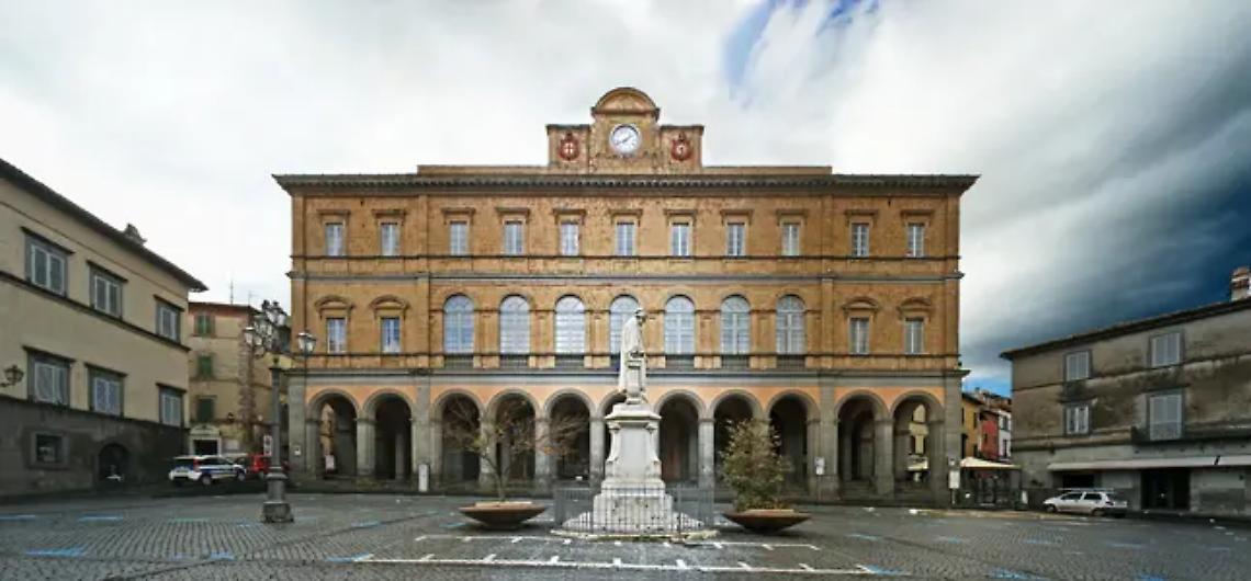 Il Comune si rif&agrave; il look