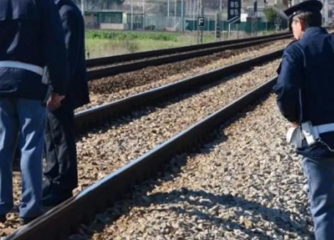 Trovato un cadavere sui binari tra Oriolo Romano e Capranica