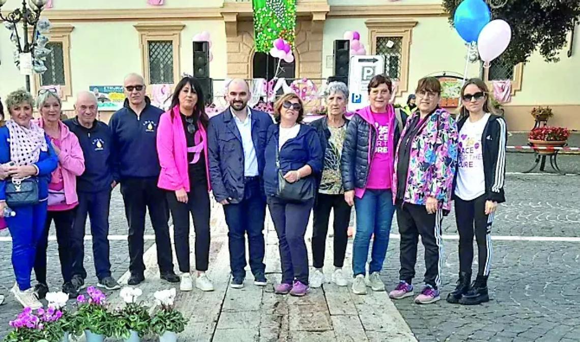 Emozioni in rosa: il cuore dei Monti della Tolfa con la Komen batte forte per la prevenzione