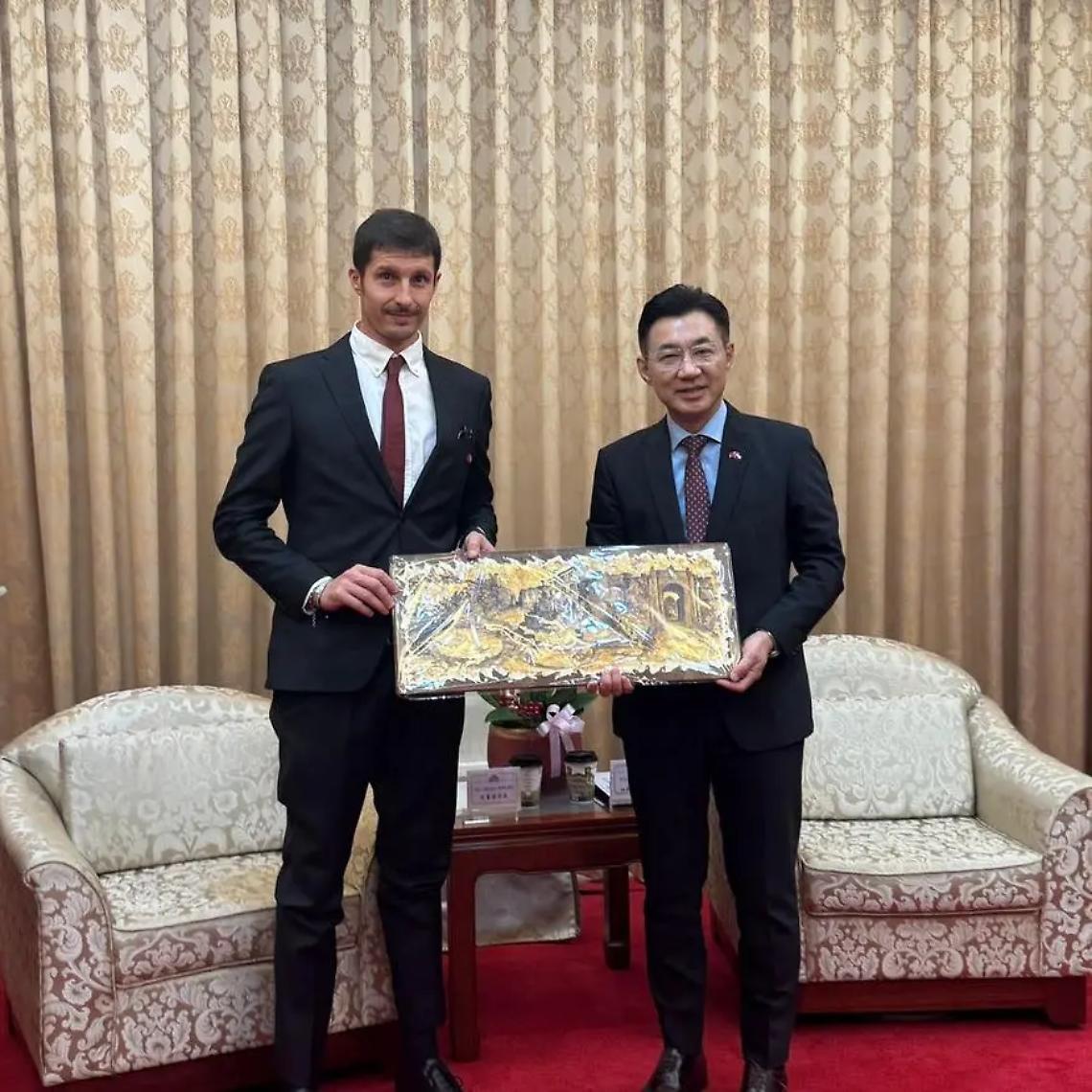 Radici e nuovi orizzonti: Sutri a Taiwan