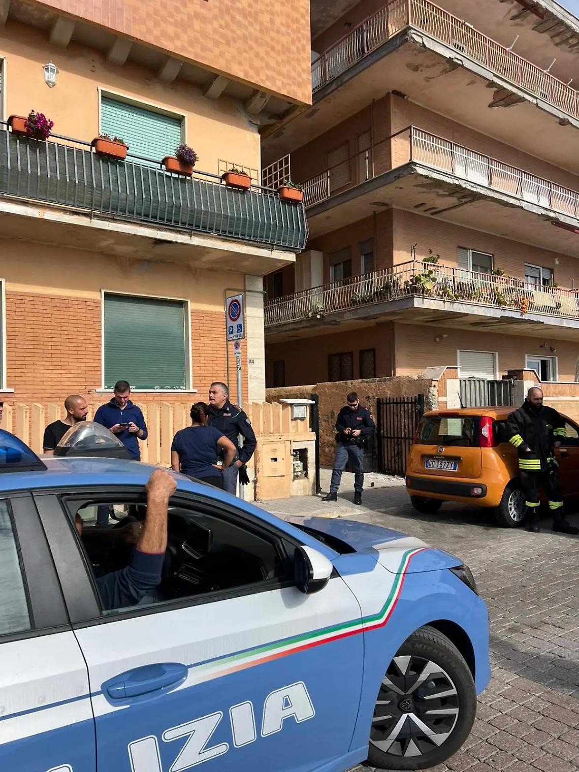 Fiamme in cucina, tragedia sventata da due marinai