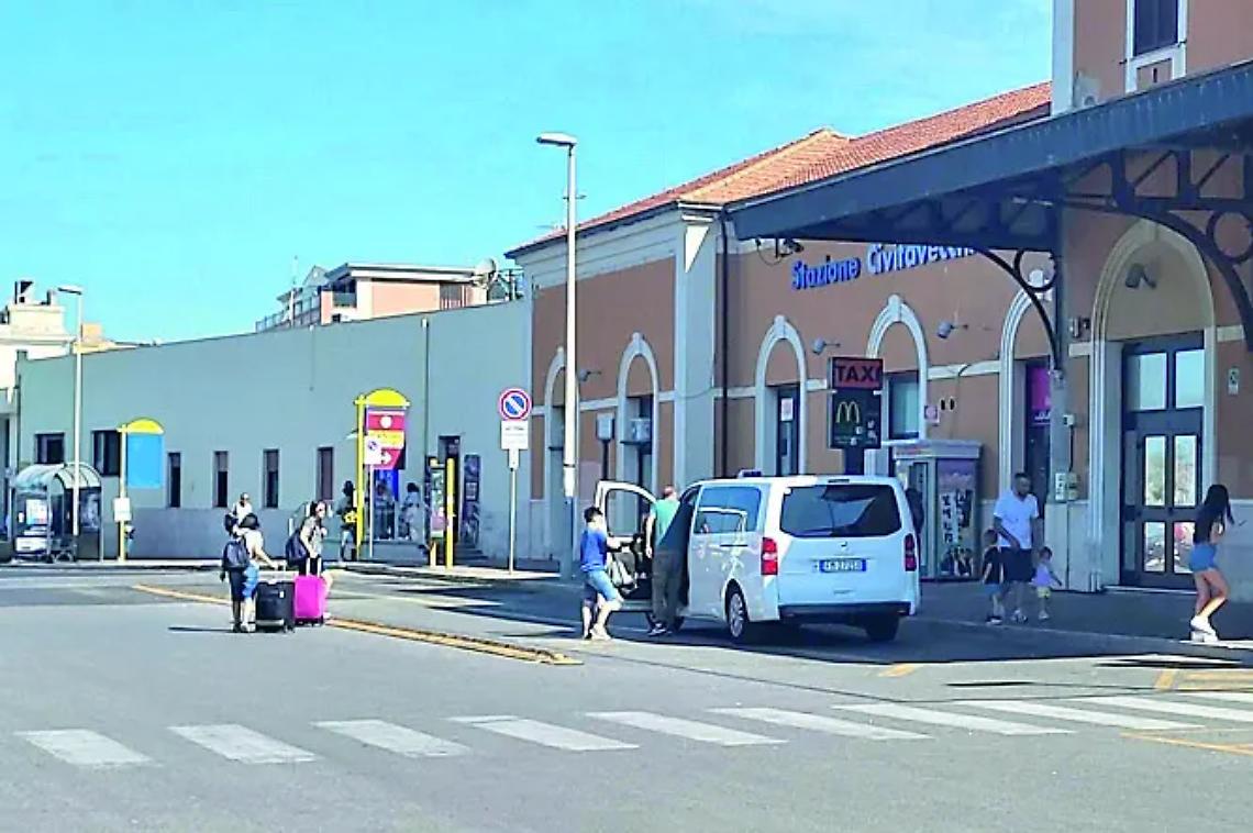 Stazione ferroviaria, via al restyling