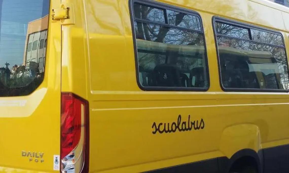 Scuolabus Centro, Marino: &laquo;Si paga il biglietto per restare a piedi&raquo;