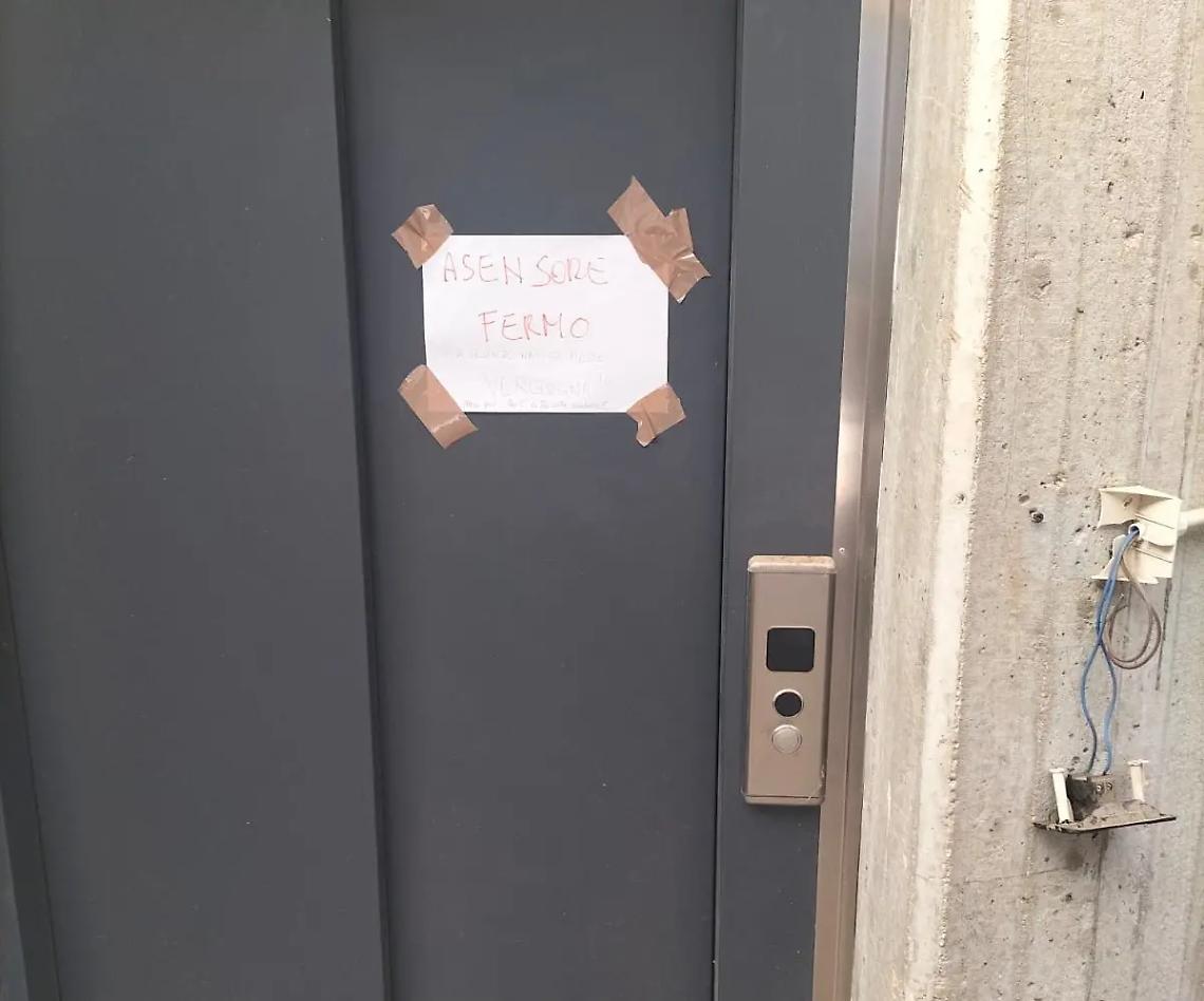 Ascensore guasto al cimitero nuovo, chiesto un intervento urgente