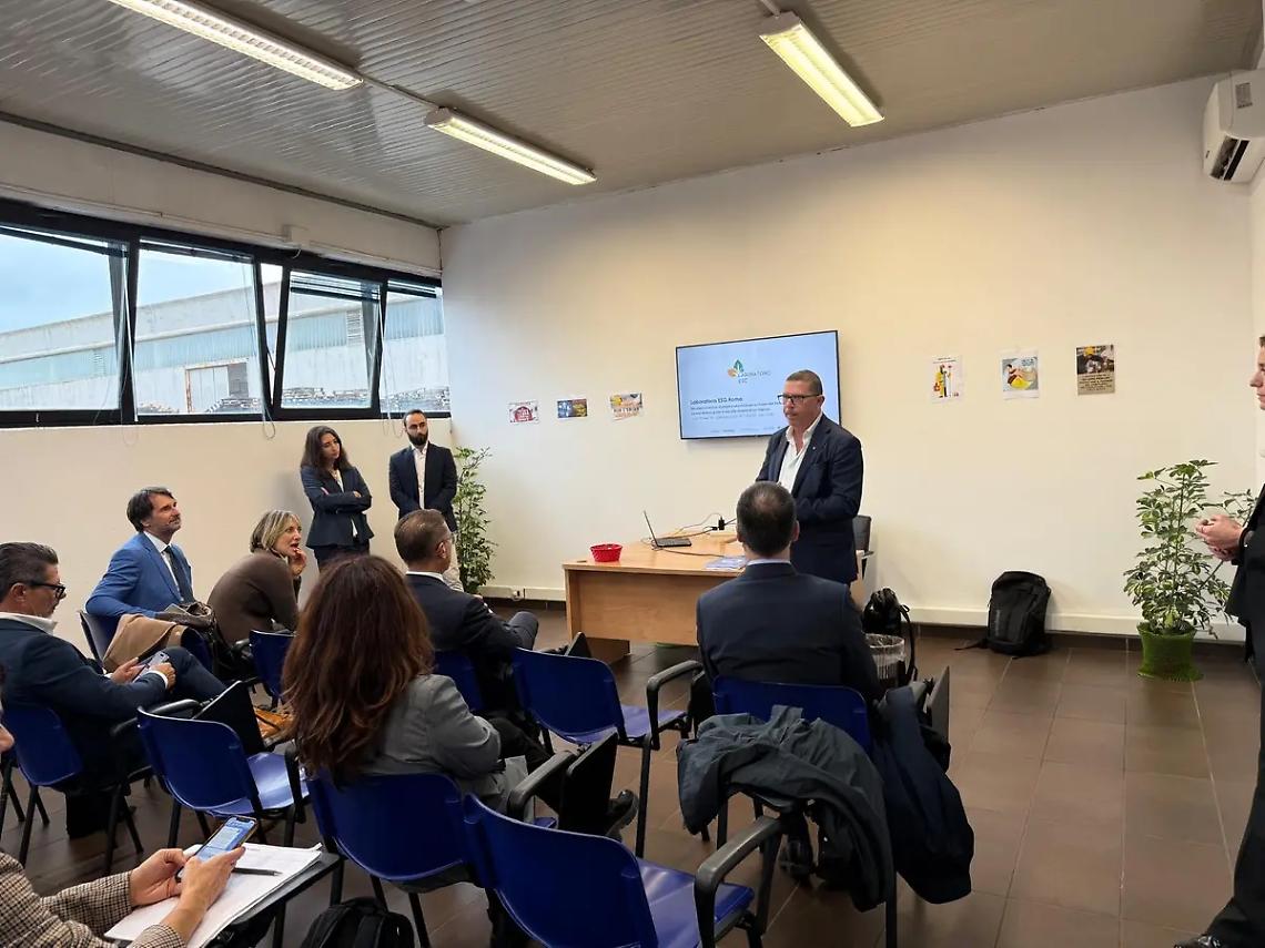 Decarbonizzazione e sostenibilit&agrave;: incontro a Civitavecchia alla Cam Power con Intesa Sanpaolo