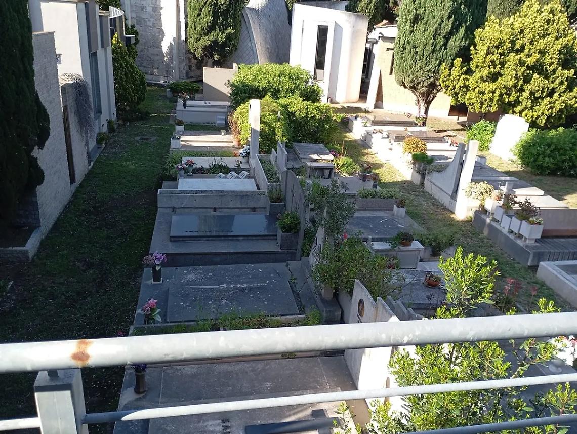 Cura e decoro al cimitero di Santa Marinella, Pietro Tidei: &laquo;&Egrave; diventato il giardino dei ricordi&raquo;