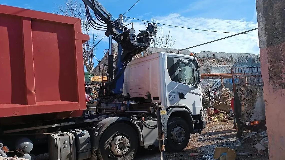 Allarme radioattivit&agrave;: tre camion Csp fermi da settimane alla discarica di Viterbo
