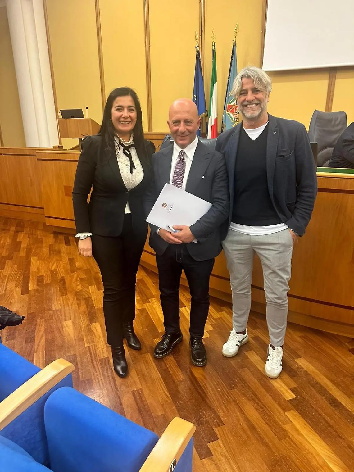 &laquo;Chiediamo un treno delle 5.30 di domenica&raquo;