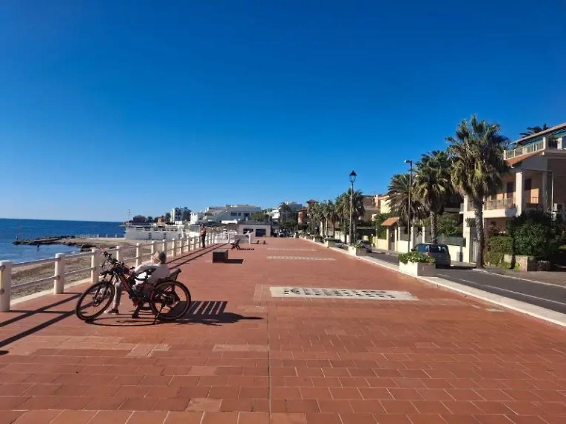 Passeggiata Santa Marinella, partita la raccolta firme contro il partenariato pubblico -privato