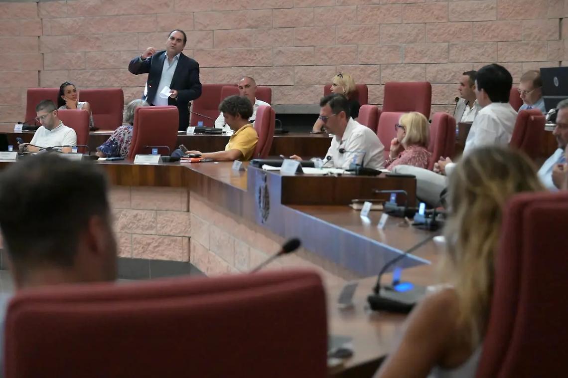 Centro per l&rsquo;impiego, Grasso: &laquo;Una delibera votata al buio&raquo;