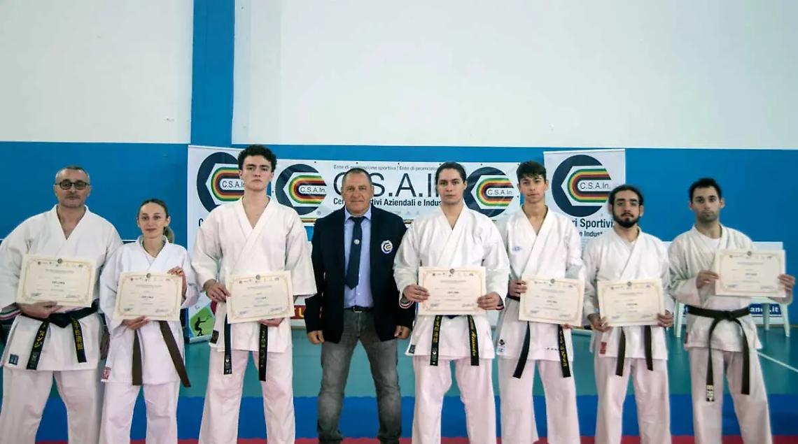 Otto nuove cinture nere per la societ&agrave; dell&rsquo;Asd Ronin Kai K. di Tuscania