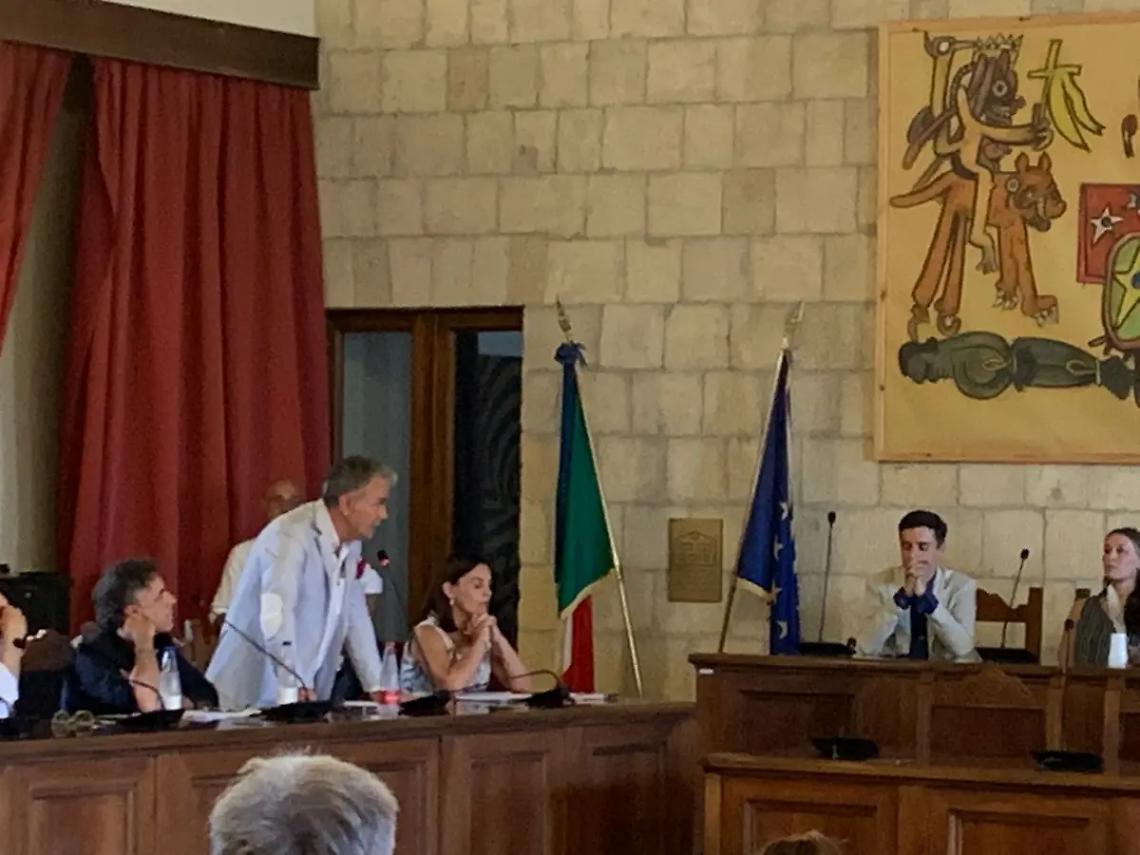 Transazione Tarquinia - Talete, Bacciardi: &laquo;Si tratta di milioni, di soldi pubblici, non esiste un giustificato motivo oggettivo per &ldquo;secretare&rdquo; i documenti&raquo;