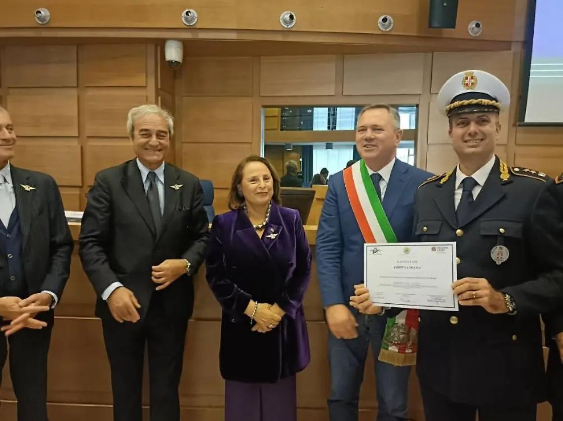 Consegnati gli attestati di abilitazione al volo di droni ai rappresentanti della Polizia locale di Tarquinia