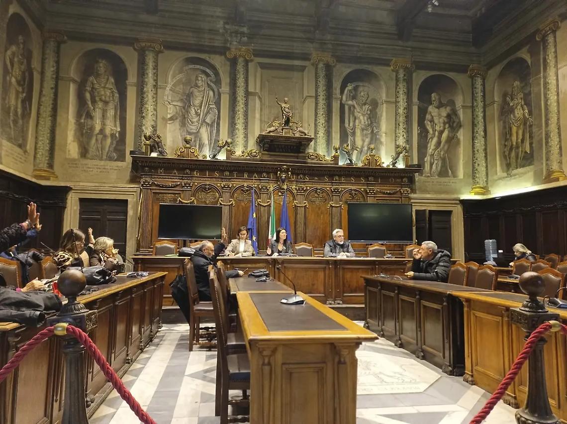 Viterbo: centro anziani a Grotte, i dubbi della minoranza