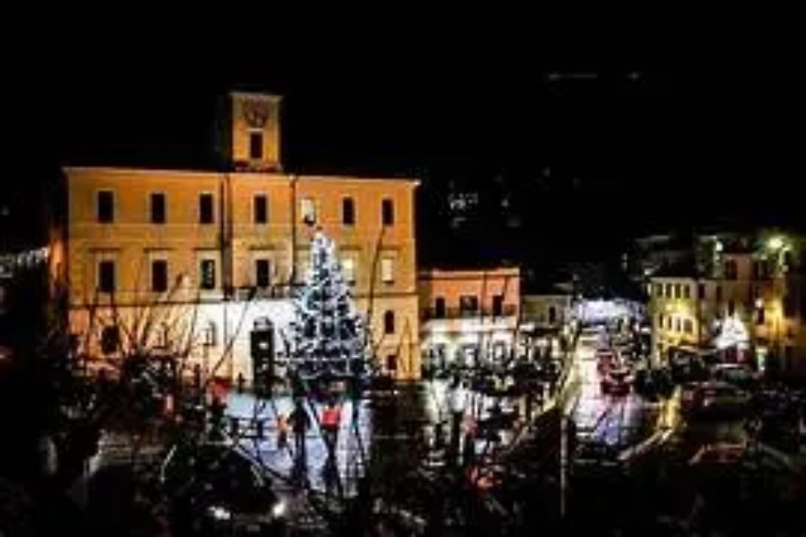Allumiere accende la magia: un mese di eventi per &ldquo;Natale nel borgo&rdquo;