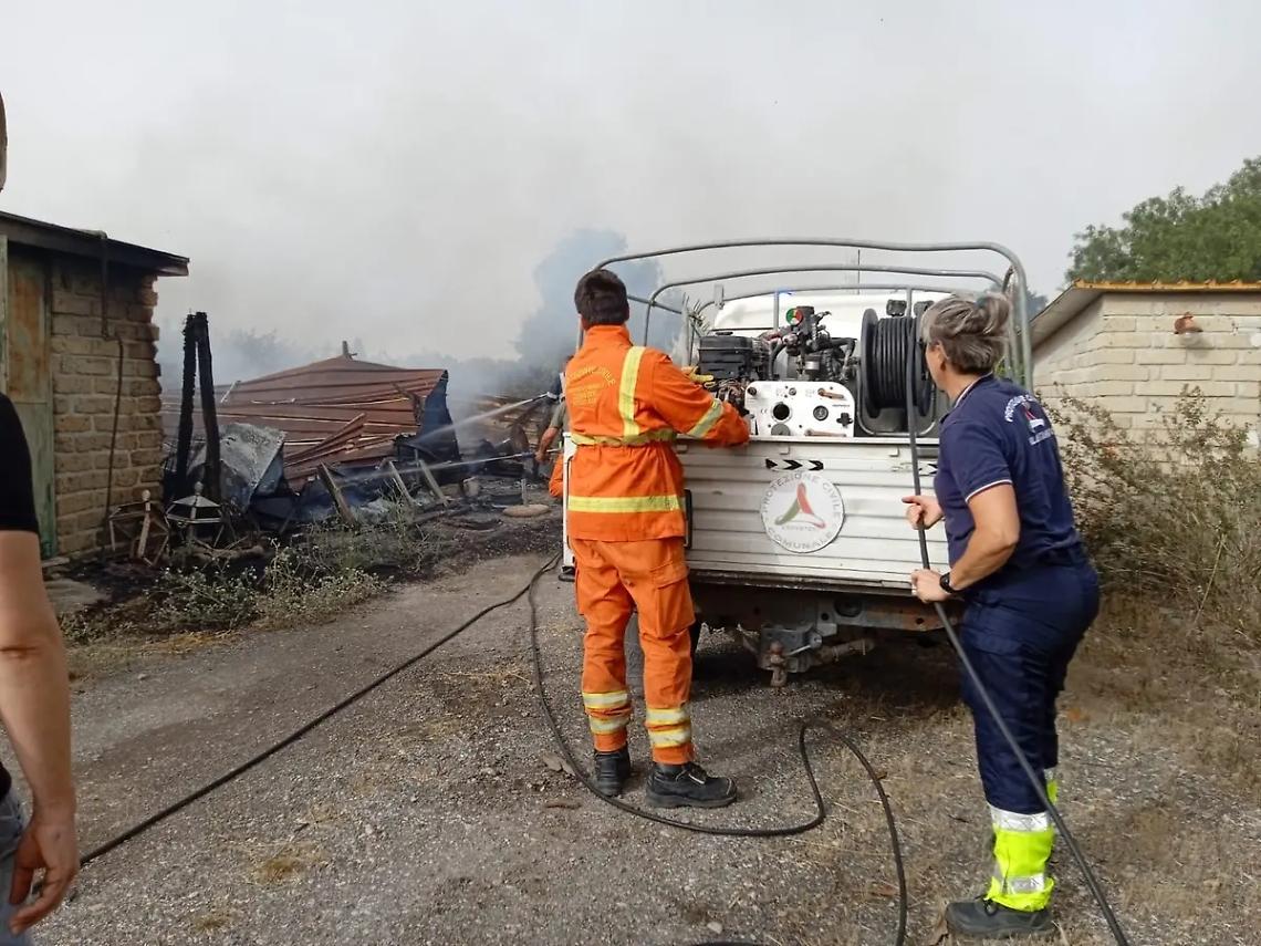 Sospesi a scuola, arruolati nella Protezione civile